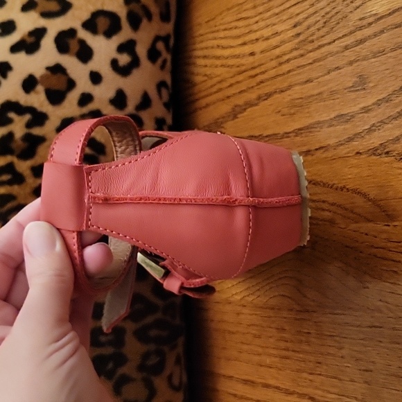 Sergio Tomani | Edina Rojo Sandals in US Size 7.5/European Size 38 - Picture 5 of 16